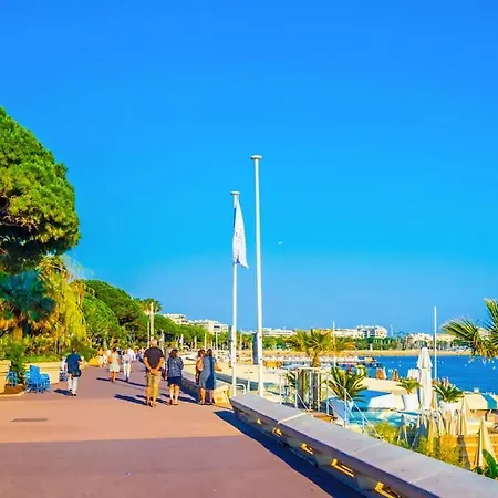 Sweet Marceau 6 Hyper Centre Proche De La Et Du Palais דירה קאן